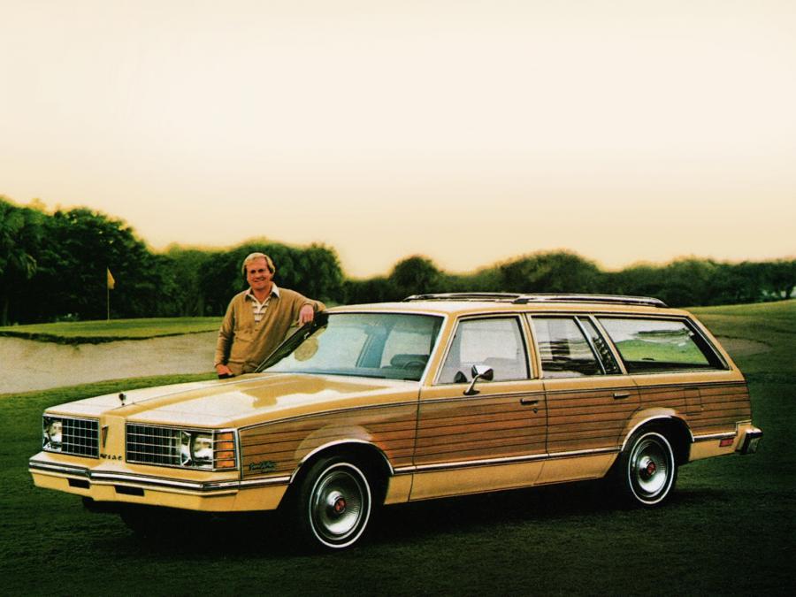  Pontiac Grand LeMans Safari 1978 года  (фото 2 из 2)